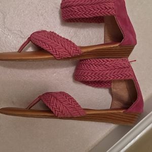 Womens shoes